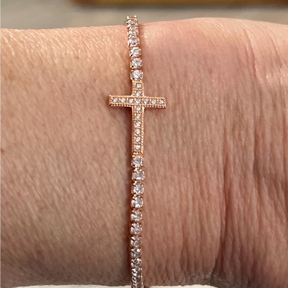 14k gold plated sterling silver cross bolo bracelet with surrounding cz - Picture 4 of 8